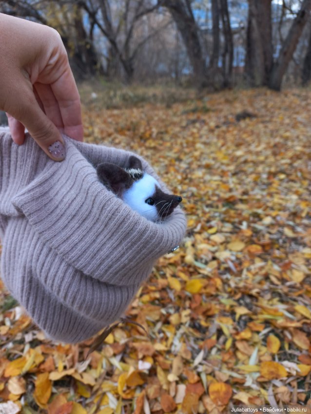 Ежик ушастый — Авторские игрушки из разных материалов: синельная проволока (фото 7)