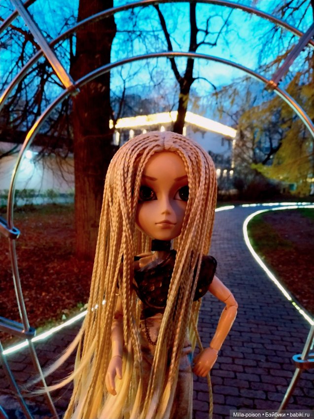 Прогулка с загадочным незнакомцем в парке Сокольники