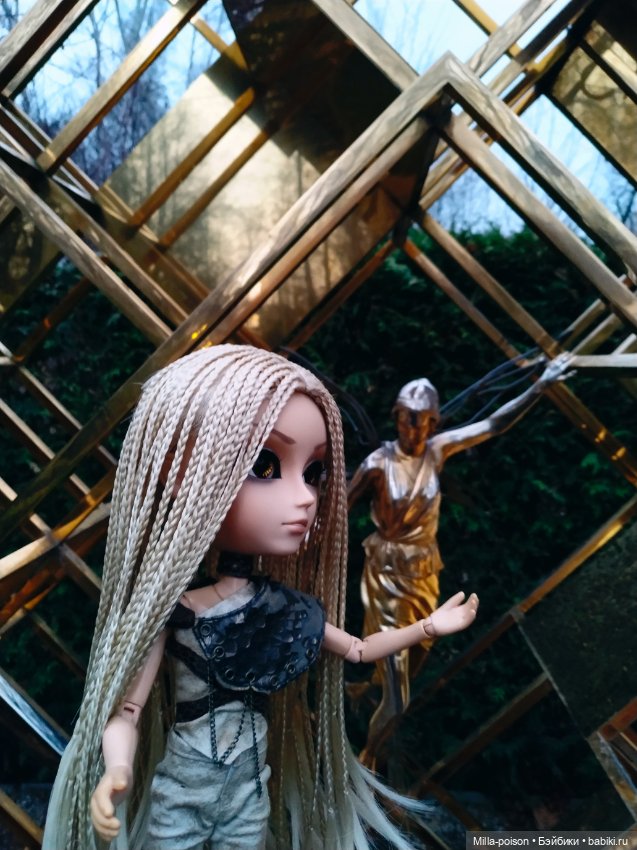 Прогулка с загадочным незнакомцем в парке Сокольники