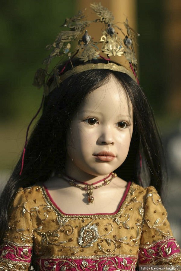 И взрослым нужна сказка. Куклы Джины Гросс