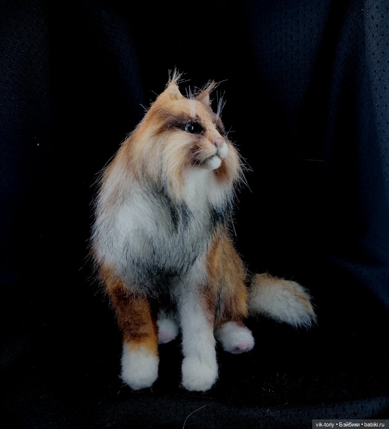 Трёхцветная кошечка... Я вновь взялась за иголку 😄 (фото 10)