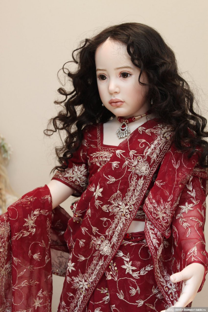 И взрослым нужна сказка. Куклы Джины Гросс