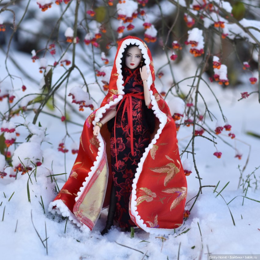 Девушка в красном — Разные шарнирные куклы (не БЖД): редкие