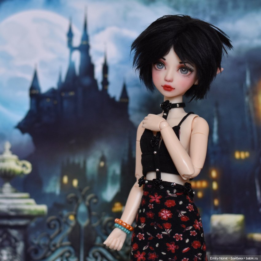 Готичная Виенна — ООАК и репейнт игровых кукол: Bratz (фото 3)