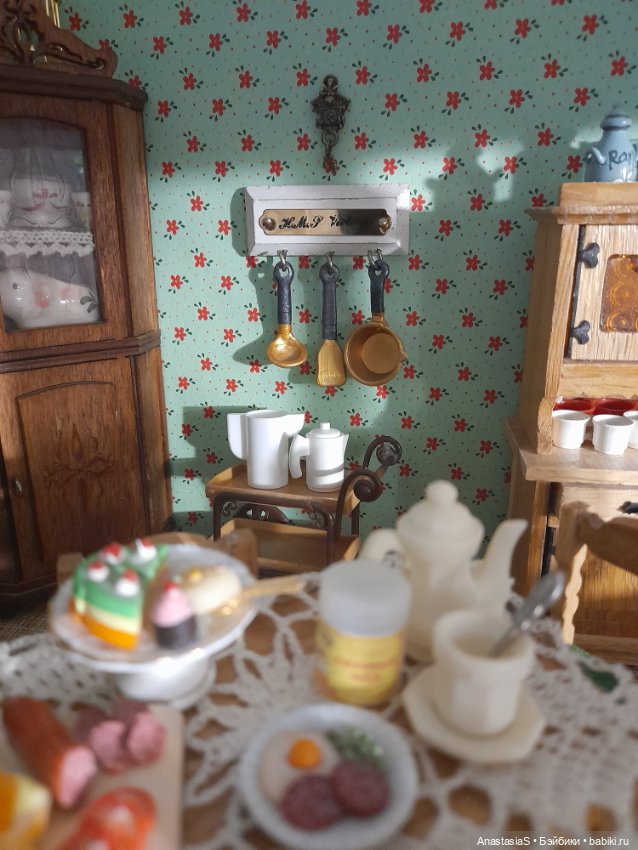 Если очень захотеть,то мечты сбываются,мебель ГДР