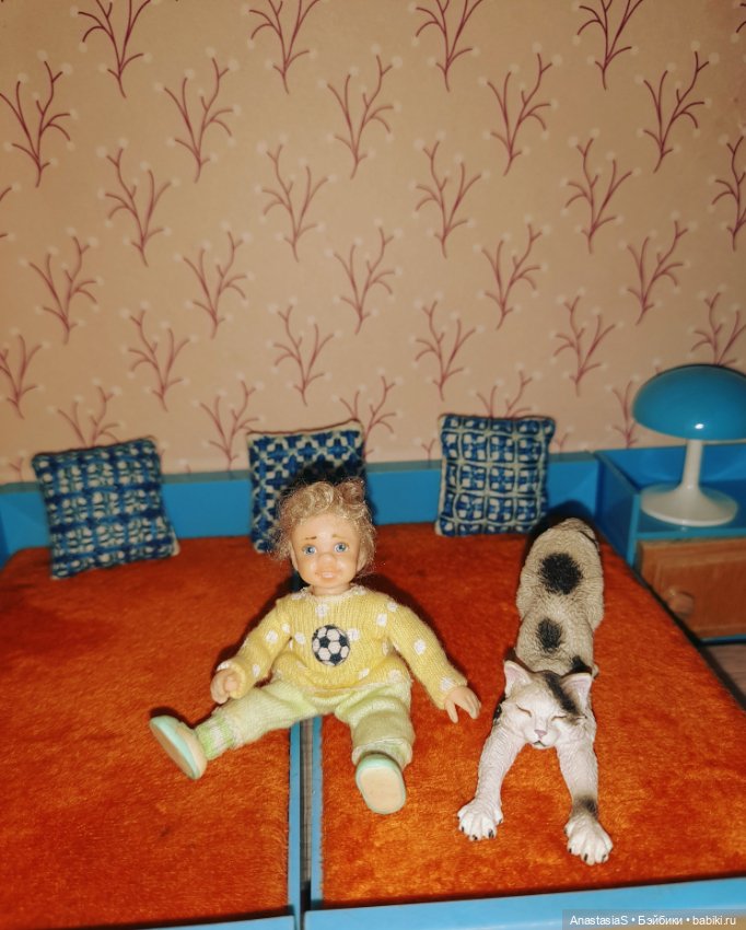 Если очень захотеть,то мечты сбываются,мебель ГДР