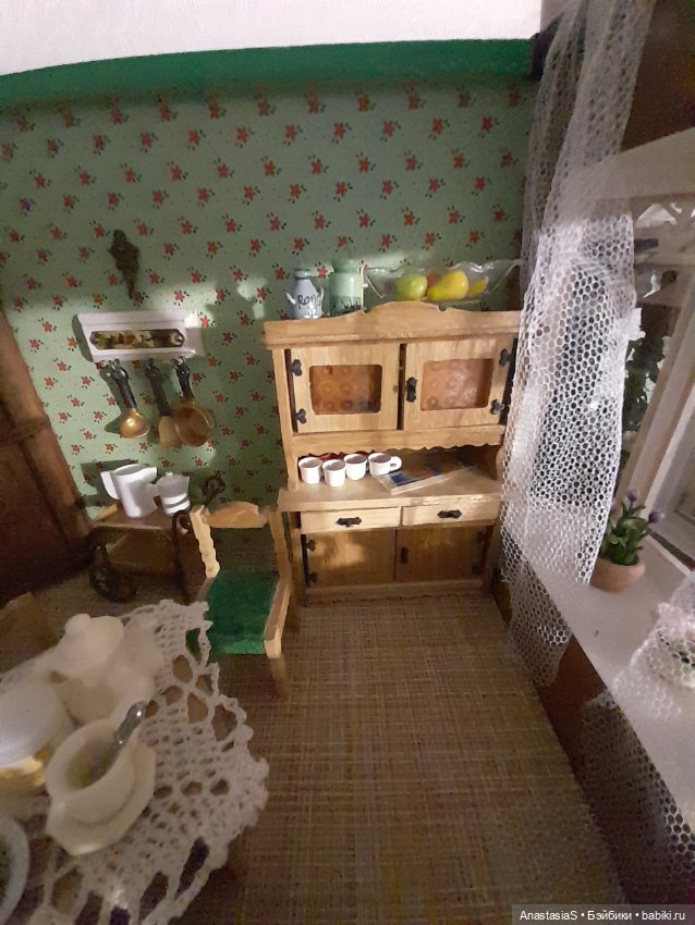 Если очень захотеть,то мечты сбываются,мебель ГДР