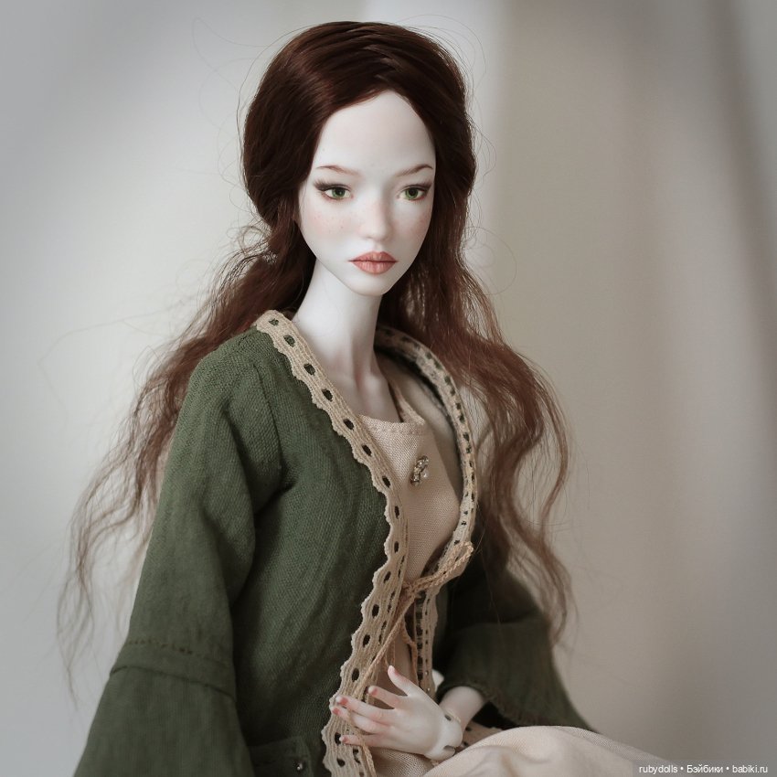 Фарфоровая шарнирная кукла Невия (фото 9)