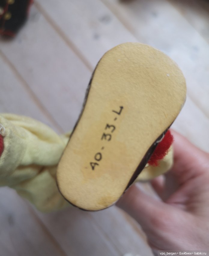 Шведско-германская сувенирная кукла (фото 7)