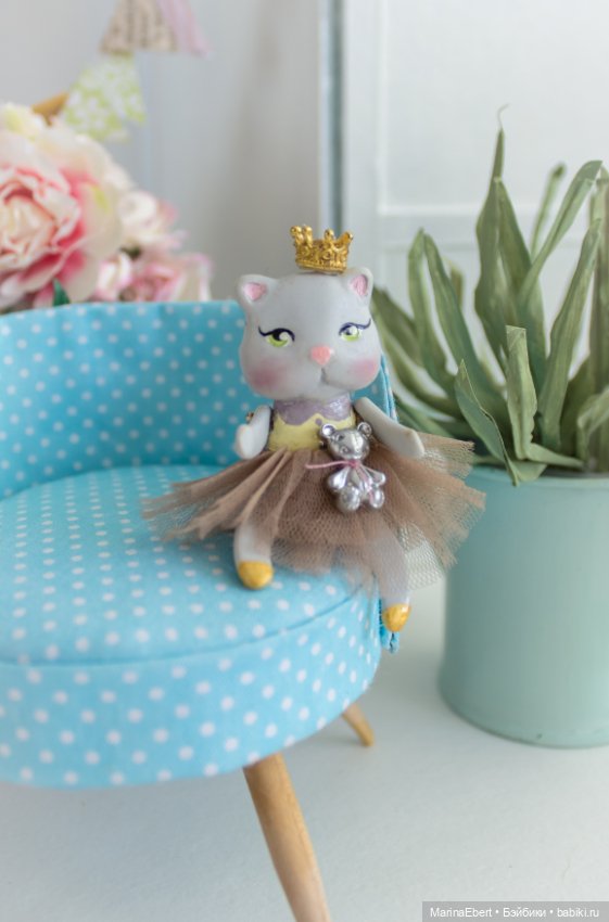 Кошечка Эмили — Лепка авторских игрушек и папье (фото 2)