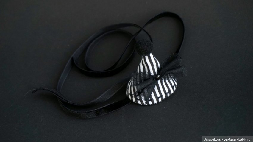 Колпачки для куклы — Авторские украшения и аксессуары для кукол: фото