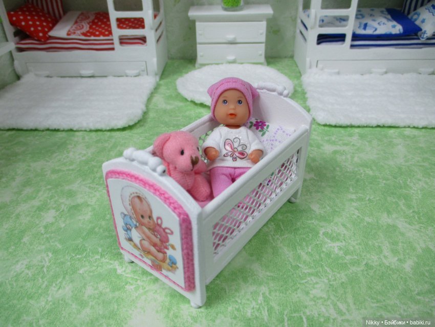 Кроватки для пупсиков из бросового картона (фото 6)