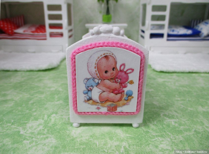 Кроватки для пупсиков из бросового картона (фото 8)