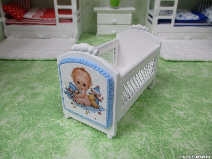 Кроватки для пупсиков из бросового картона