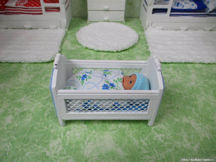 Кроватки для пупсиков из бросового картона