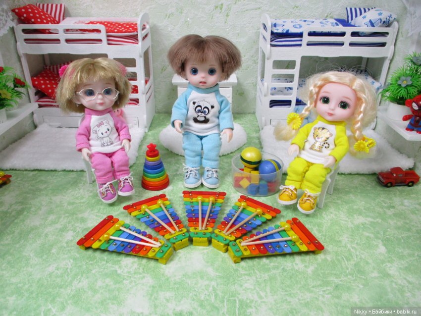 Кроватки для пупсиков из бросового картона