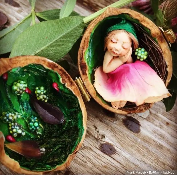 Потрясающие миниатюры в скорлупе грецкого ореха от Марии Чиковой (фото 10)