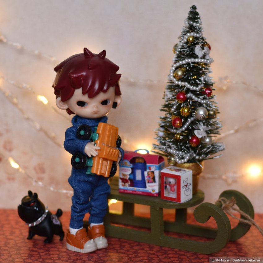 Новый год к нам мчится — Домашние коллекции кукол: фото собраний