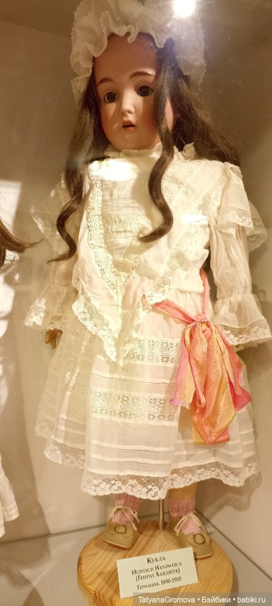 Неувядающая красота — Редкие антикварные куклы и реплики: воск (фото 6)