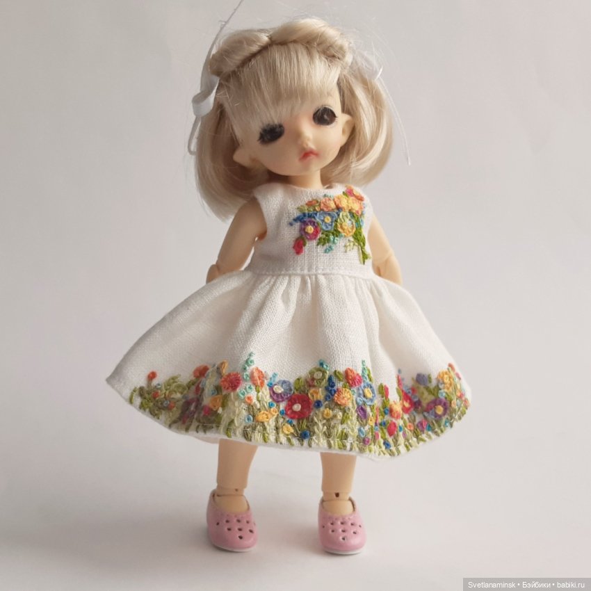 Цветы на снегу — Одежда и обувь для кукол своими руками: фото