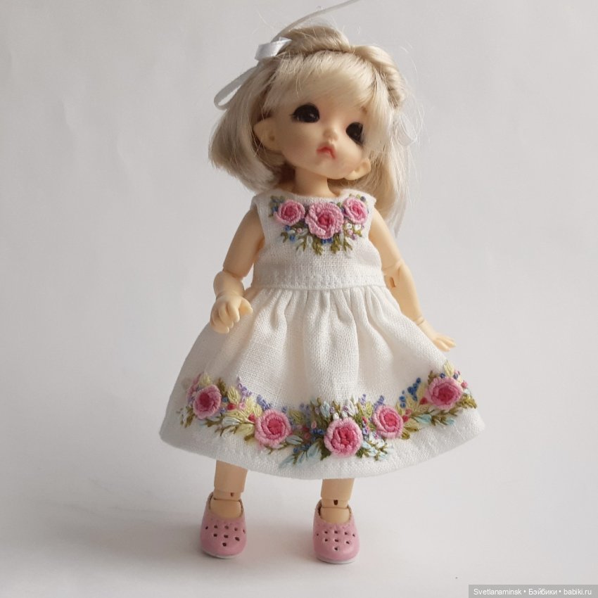 Цветы на снегу — Одежда и обувь для кукол своими руками: фото