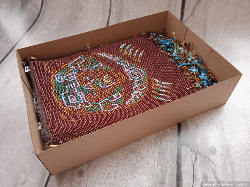 Бурый - это почти как шоколадный. Цвет сладостей