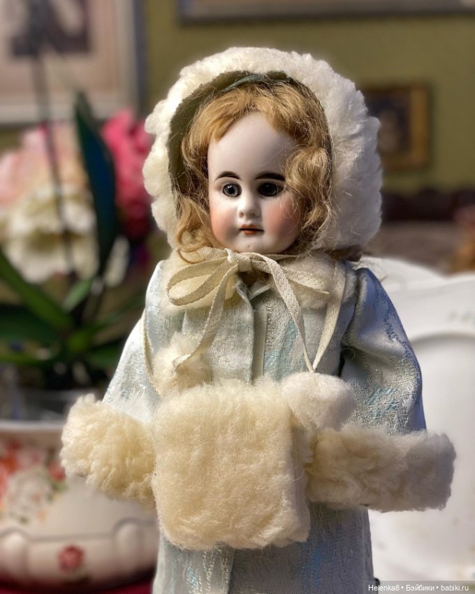 Костюм Снегурочки — Винтажные куклы ГДР (Немки): Бигги (фото 4)