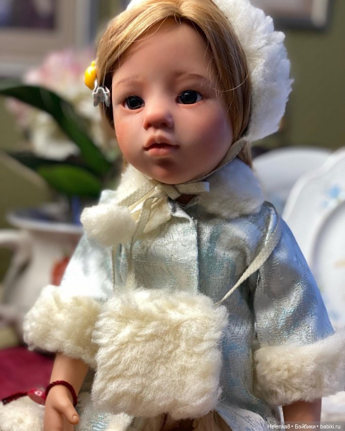 Костюм Снегурочки — Винтажные куклы ГДР (Немки): Бигги (фото 3)