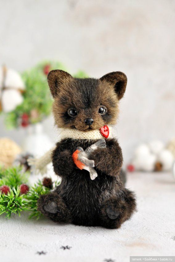 Соболь и снегирь, новогодние лесные друзья, интерьерная композиция тедди (фото 3)