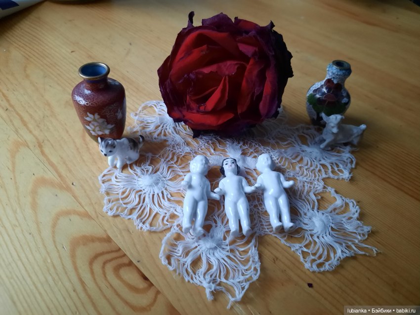 Бордовой розы бархатный наряд🥀❄️