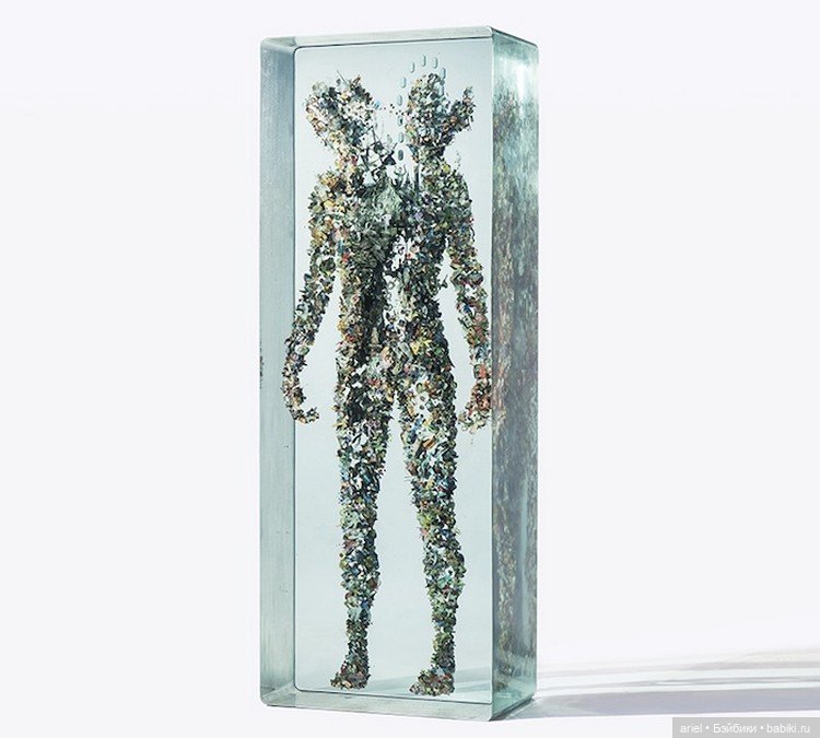 Трёхмерные коллажи Дастина Йеллина (Dustin Yellin) (фото 3)