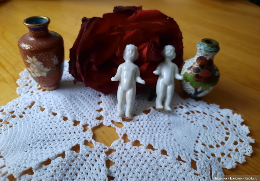 Бордовой розы бархатный наряд🥀❄️