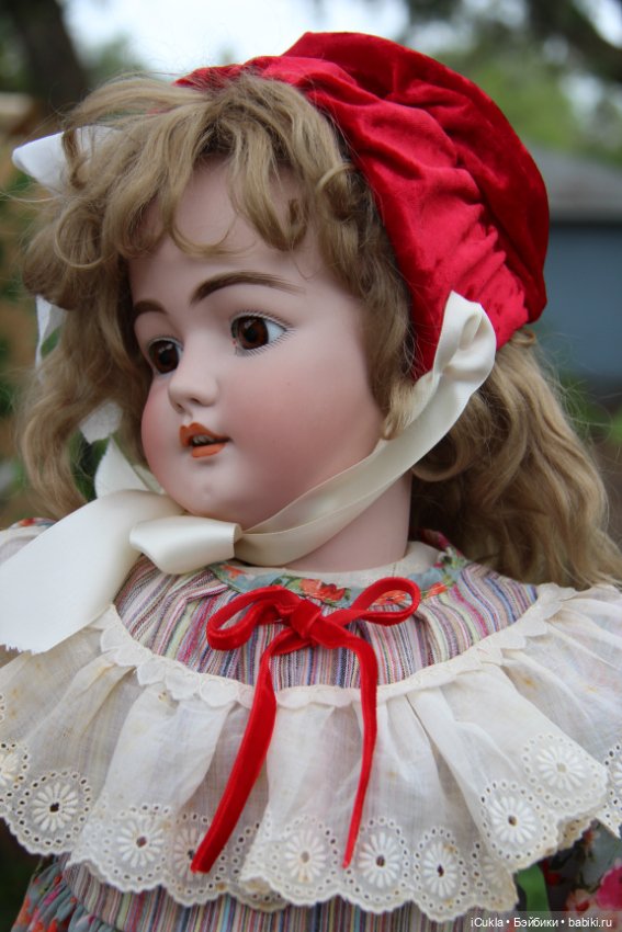 Simon & Halbig 1079-14 1/2 31" нарядили и назвали Машей