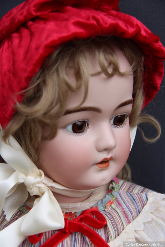 Simon & Halbig 1079-14 1/2 31" нарядили и назвали Машей