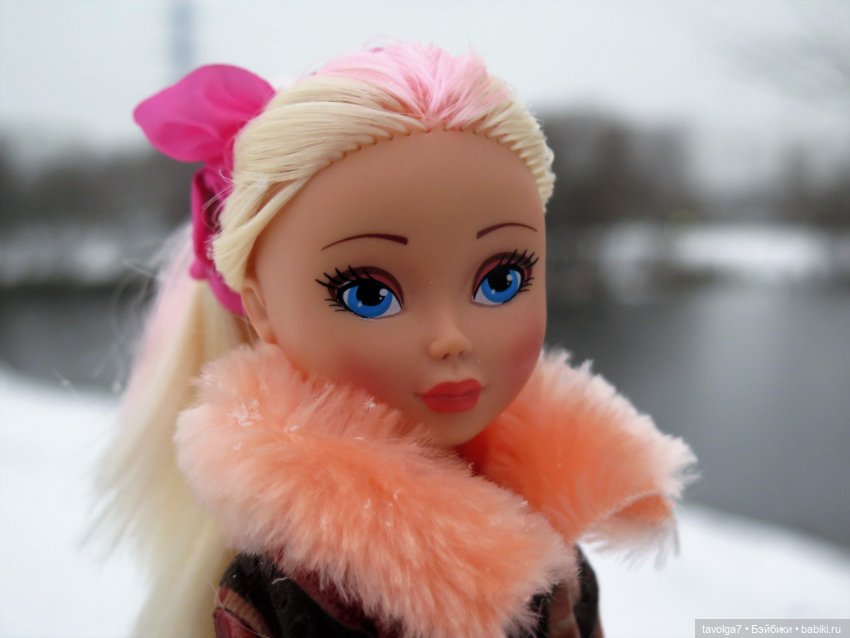 Зима с "Умницей" Кирой — Российские куклы Весна (фото 9)