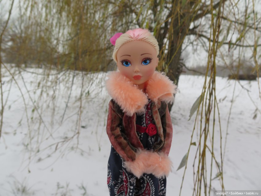 Зима с "Умницей" Кирой — Российские куклы Весна (фото 10)