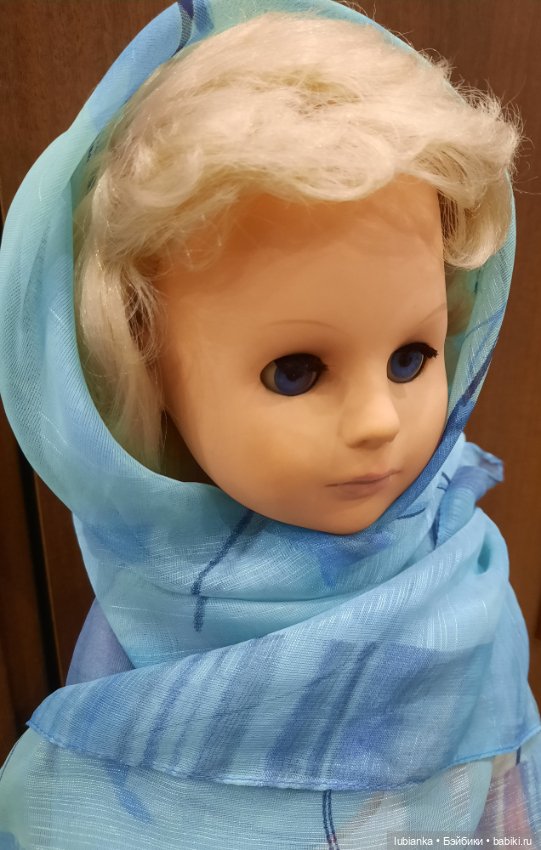 Стройная синеглазая блондинка (фото 8)