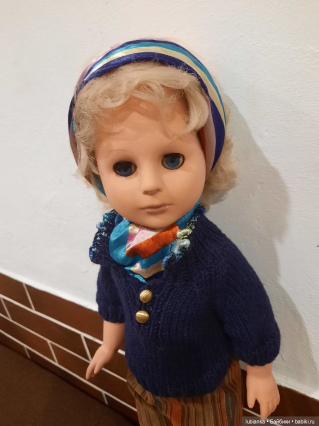 Стройная синеглазая блондинка (фото 5)