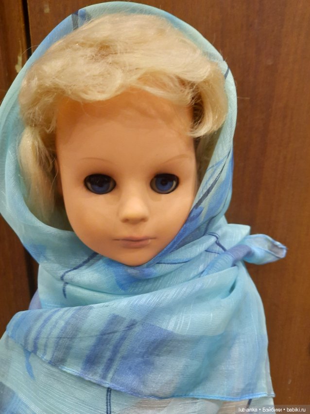 Стройная синеглазая блондинка (фото 10)