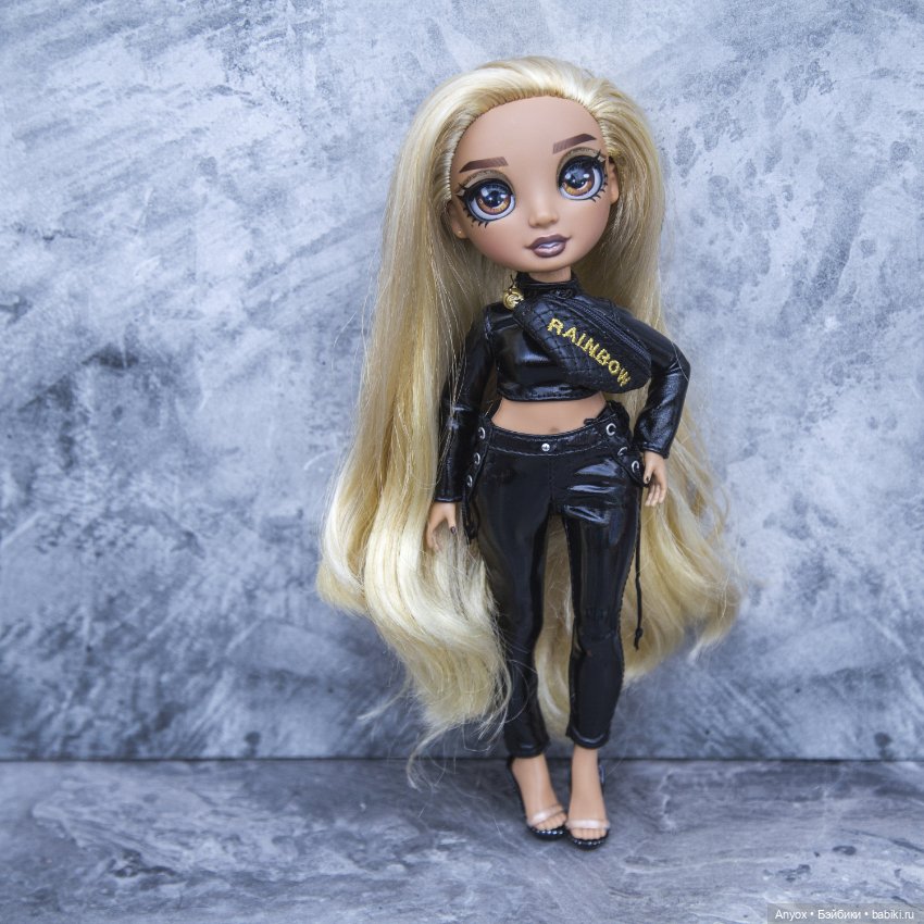 Моя первая Rainbow High - Marisa (распаковка - знакомство) (фото 7)