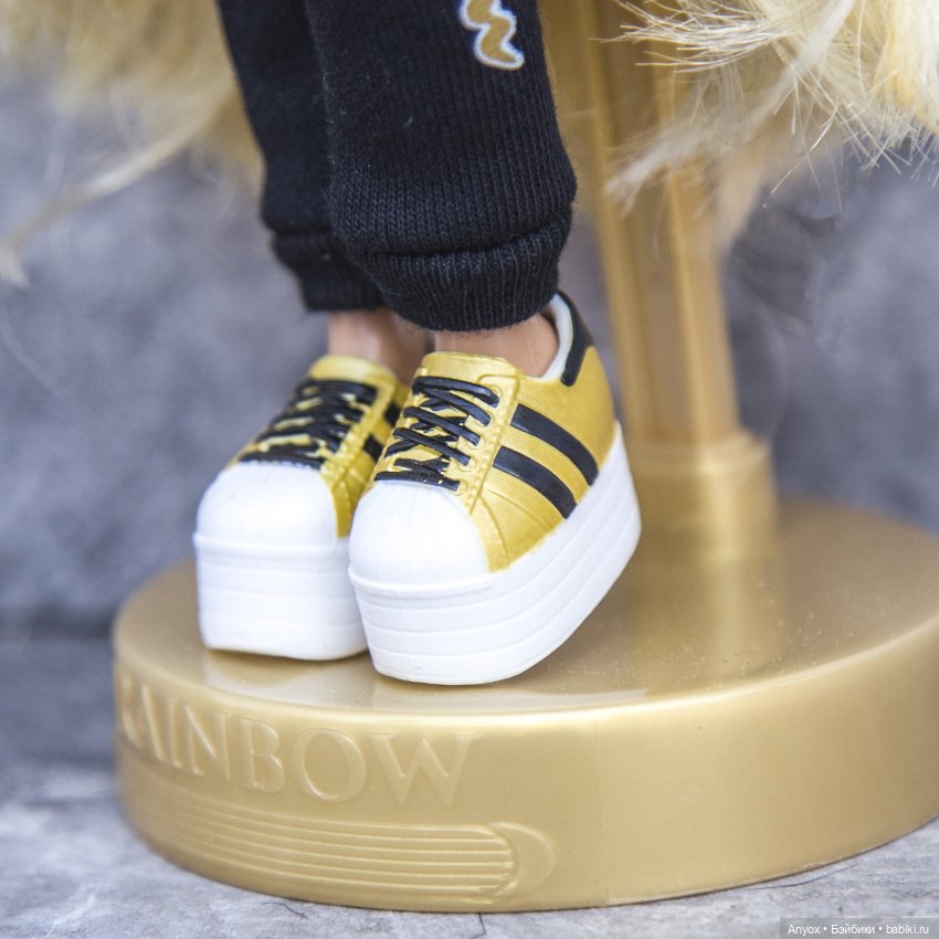 Моя первая Rainbow High - Marisa (распаковка - знакомство) (фото 3)