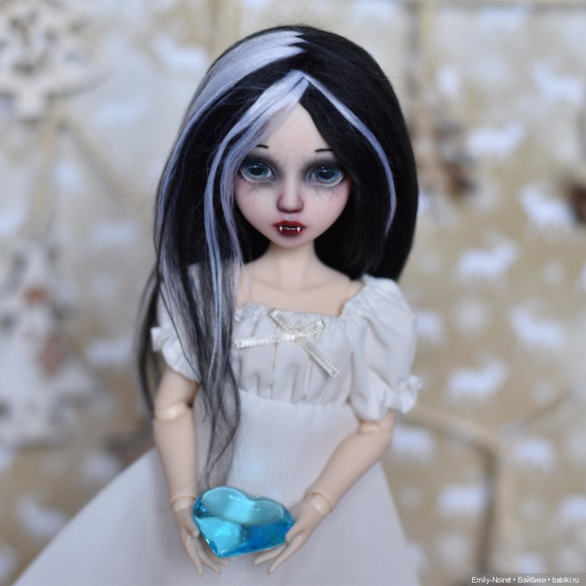 Питомец для вампира — ООАК и репейнт игровых кукол: Bratz (фото 5)