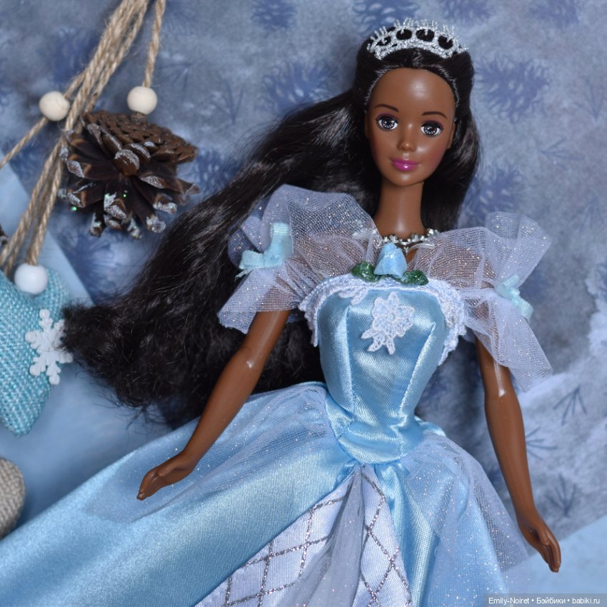 Атмосфера: праздник — Домашние коллекции кукол: фото собраний (фото 3)