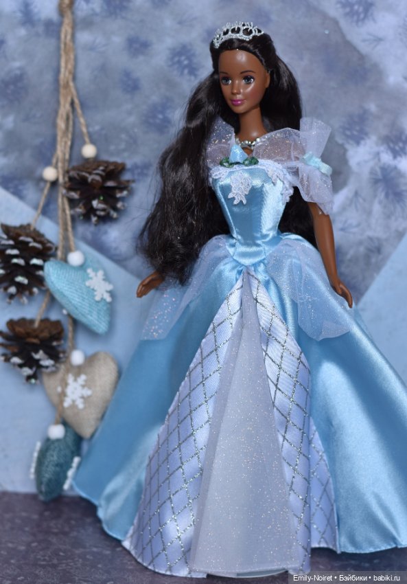 Атмосфера: праздник — Домашние коллекции кукол: фото собраний (фото 2)