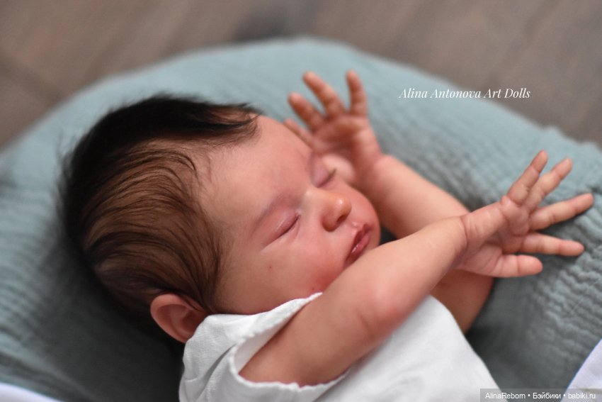 Малышка из молда Laura by Bonnie Brown