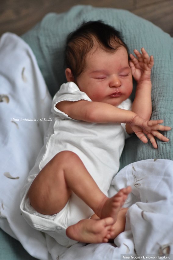 Малышка из молда Laura by Bonnie Brown