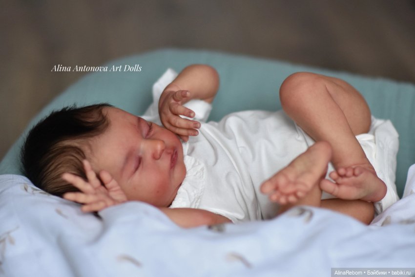 Малышка из молда Laura by Bonnie Brown