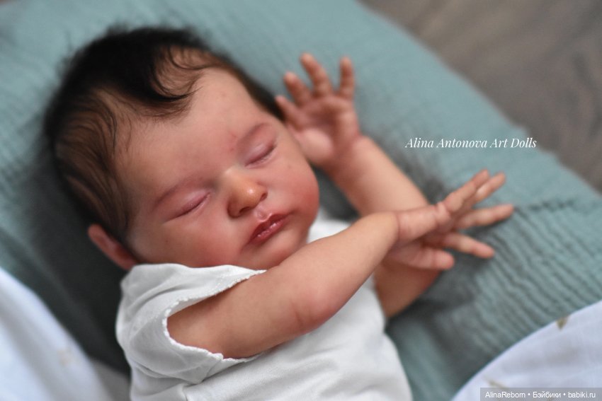 Малышка из молда Laura by Bonnie Brown