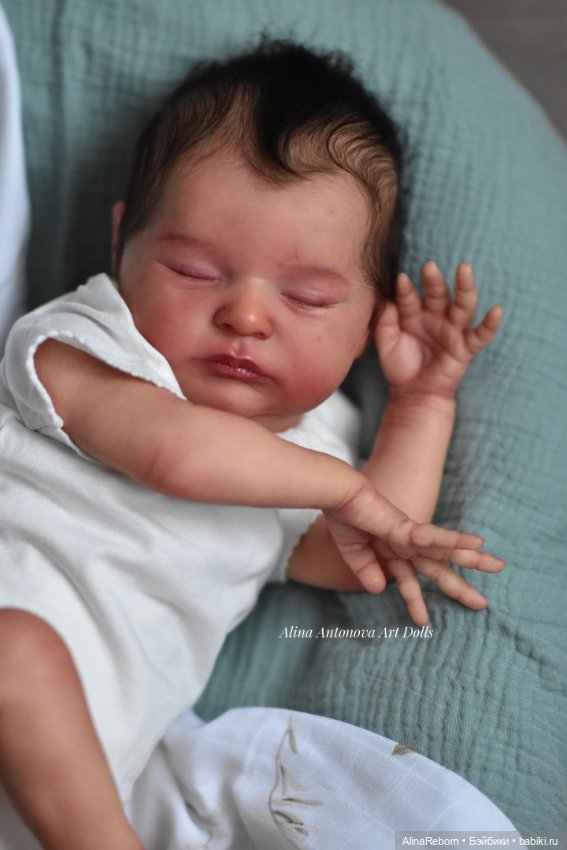 Малышка из молда Laura by Bonnie Brown