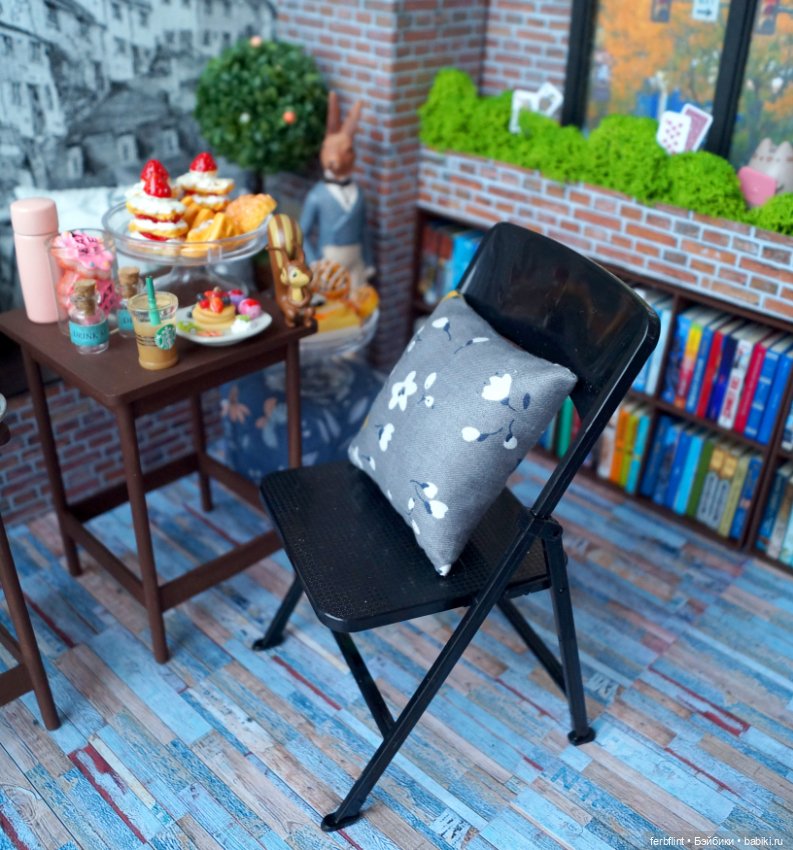 Гостиная для Безумного Шляпника (фото 8)